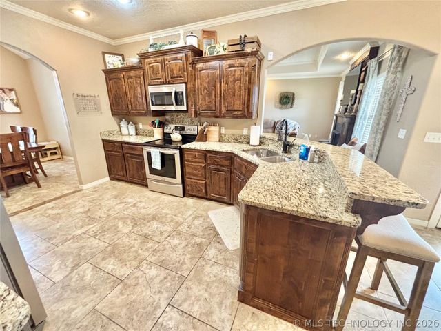 2010 E Creekside Road, Stigler, OK 74462