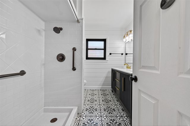 302 W Stone Street, Brenham, TX 77833