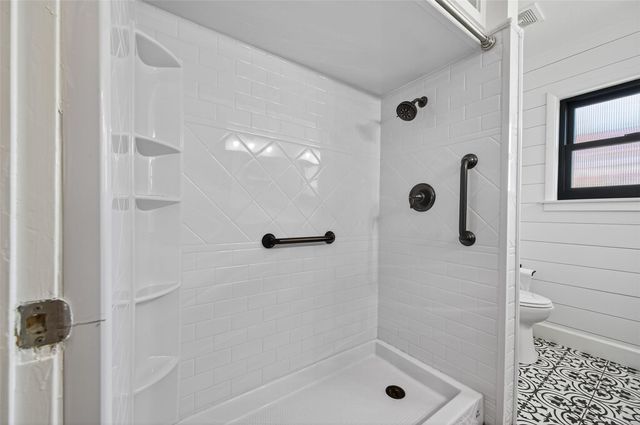 302 W Stone Street, Brenham, TX 77833