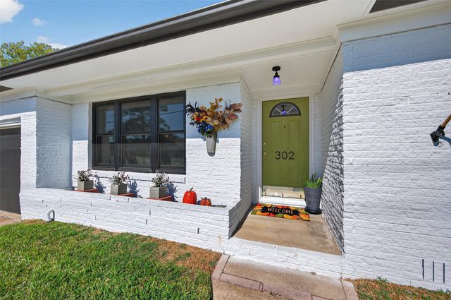 302 W Stone Street, Brenham, TX 77833