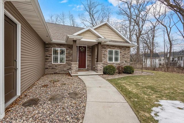 2960 BALLY BUNION LANE, Green Bay, WI 54311