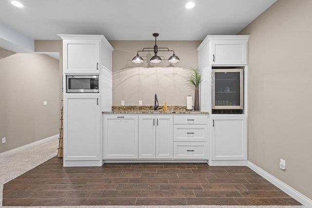 2960 BALLY BUNION LANE, Green Bay, WI 54311