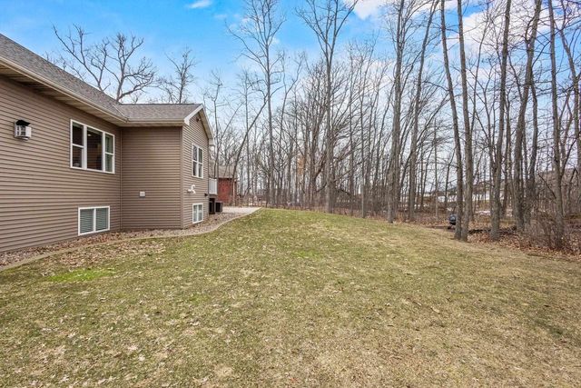 2960 BALLY BUNION LANE, Green Bay, WI 54311