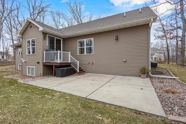 2960 BALLY BUNION LANE, Green Bay, WI 54311