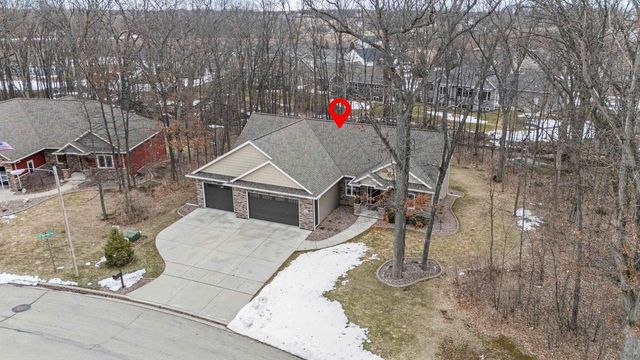 2960 BALLY BUNION LANE, Green Bay, WI 54311