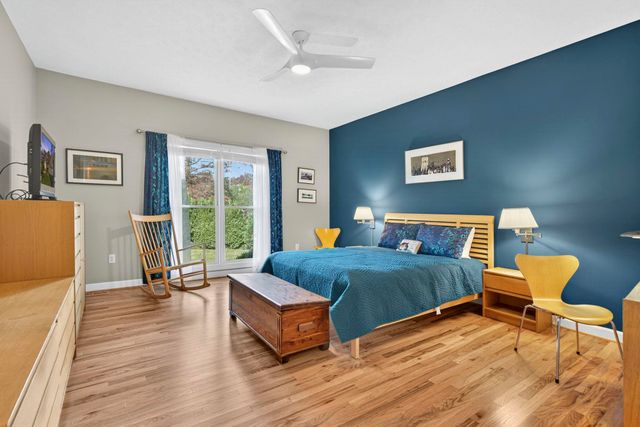 204 ROSE HILL CIR, Staunton, VA 24401