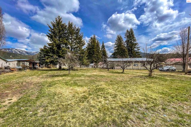 400 Highway 200, Clark Fork, ID 83811 property photo