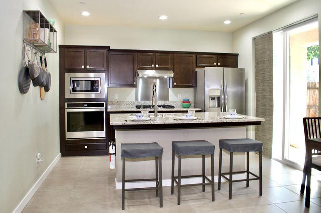 1268 Piazza Lane, Clovis, CA 93612