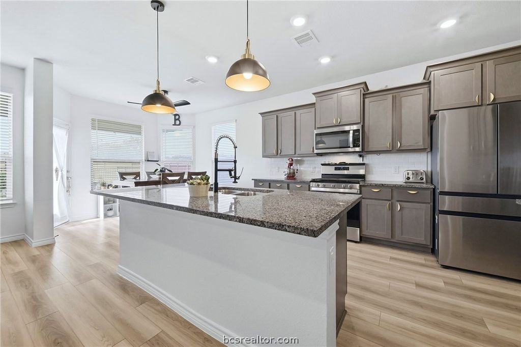 6306 Darlington Avenue, College Station, TX 77845 — photo 5
