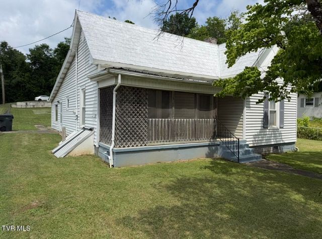 1506 Pittstown Road, Bristol, VA 24201
