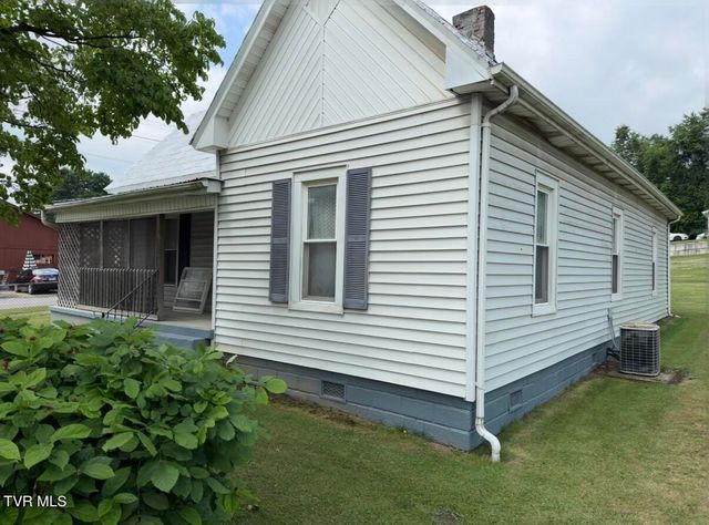 1506 Pittstown Road, Bristol, VA 24201