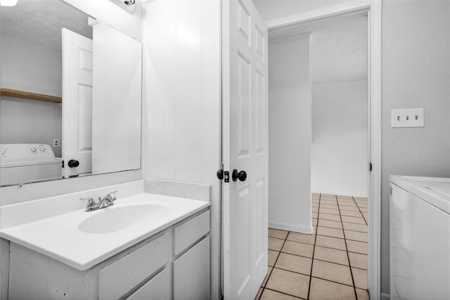 9541 Clanton Street, Houston, TX 77080
