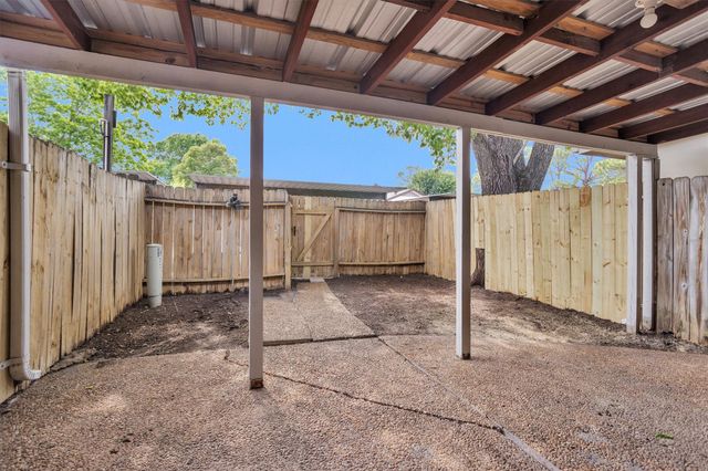 9541 Clanton Street, Houston, TX 77080
