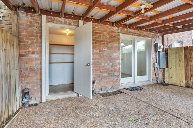 9541 Clanton Street, Houston, TX 77080