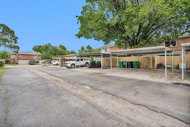 9541 Clanton Street, Houston, TX 77080