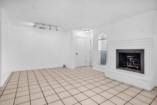 9541 Clanton Street, Houston, TX 77080