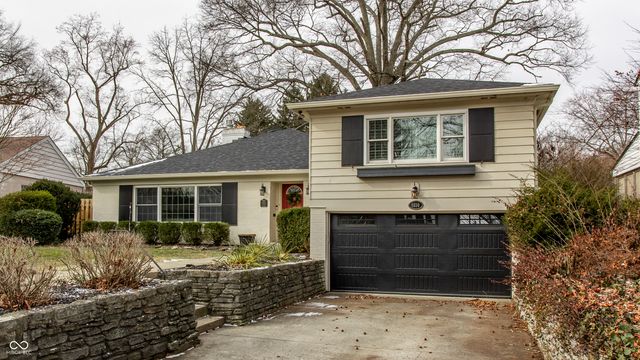 6930 Oak Lane, Indianapolis, IN 46220