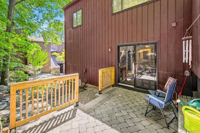 13 Redwood Drive, Highland Mills, NY 10930