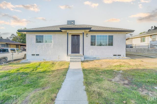 1218 Water Street, Bakersfield, CA 93305