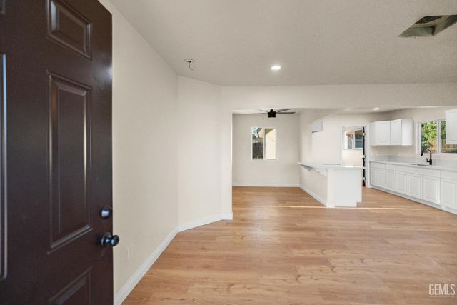 1218 Water Street, Bakersfield, CA 93305