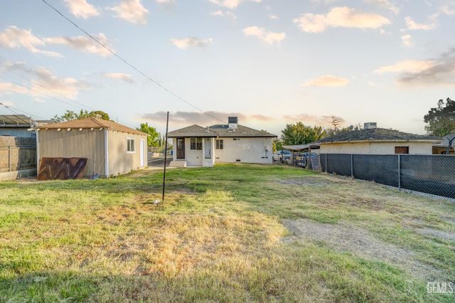 1218 Water Street, Bakersfield, CA 93305