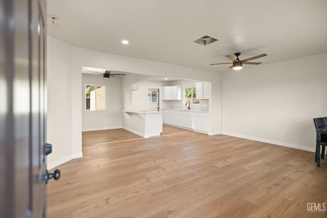 1218 Water Street, Bakersfield, CA 93305