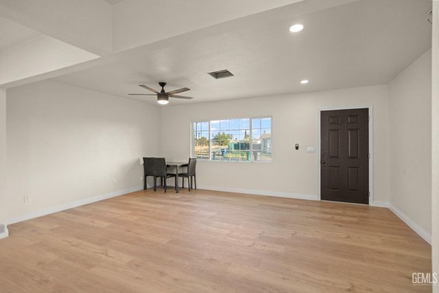 1218 Water Street, Bakersfield, CA 93305