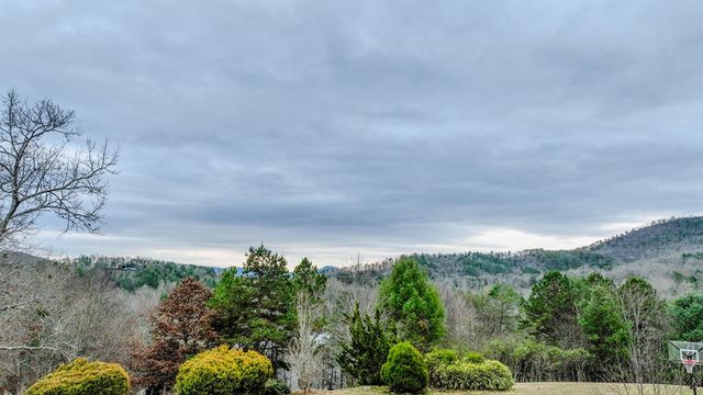 39 Red Bud Lane, Murphy, NC 28906