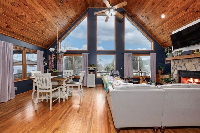 39 Red Bud Lane, Murphy, NC 28906