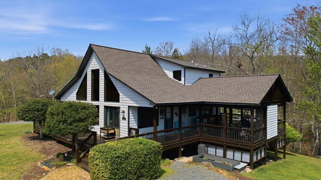 39 Red Bud Lane, Murphy, NC 28906