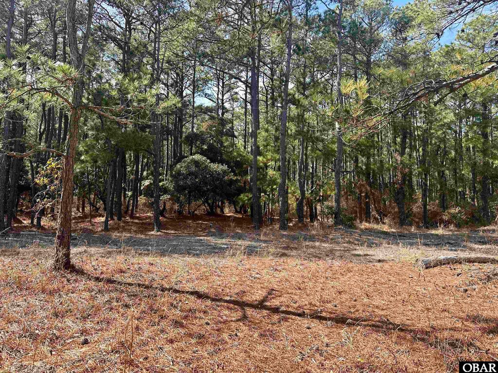 Image 6 of property listing at 2322 Ocean Pearl Road Lot 2, Corolla, NC 27927