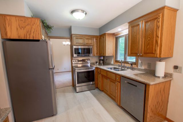 3314 Belden Drive NE, Saint Anthony, MN 55418