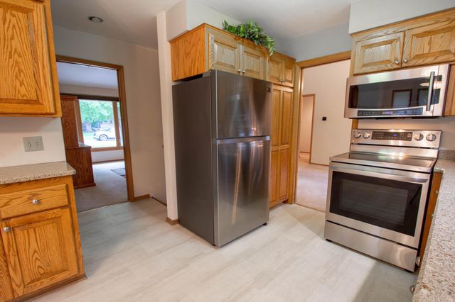 3314 Belden Drive NE, Saint Anthony, MN 55418