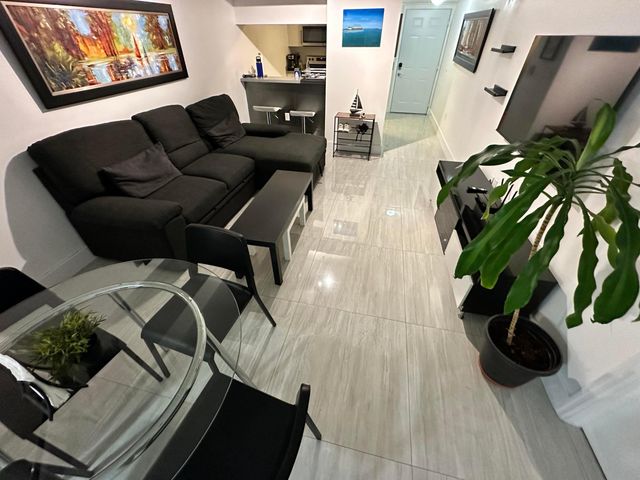 102 SW 6th Avenue 206, Miami, FL 33130