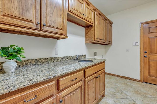 3408 Stone Brook Court, Oklahoma City, OK 73120