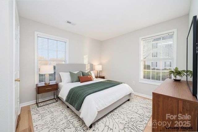 1182 Plaza Walk Drive, Charlotte, NC 28215