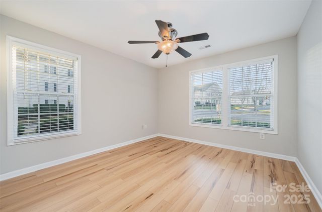 1182 Plaza Walk Drive, Charlotte, NC 28215