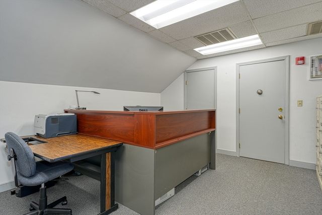 394 Lowell St 19, Lexington, MA 02422