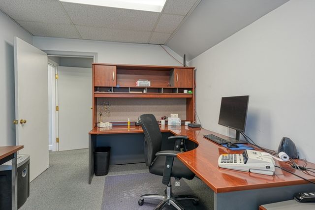 394 Lowell St 19, Lexington, MA 02422