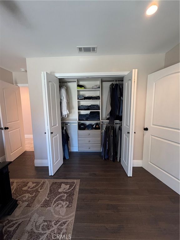 Image 19 of property listing at 401 meadowbrook Drive, Santa Maria, CA 93455