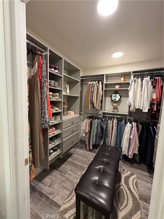 Image 20 of property listing at 401 meadowbrook Drive, Santa Maria, CA 93455