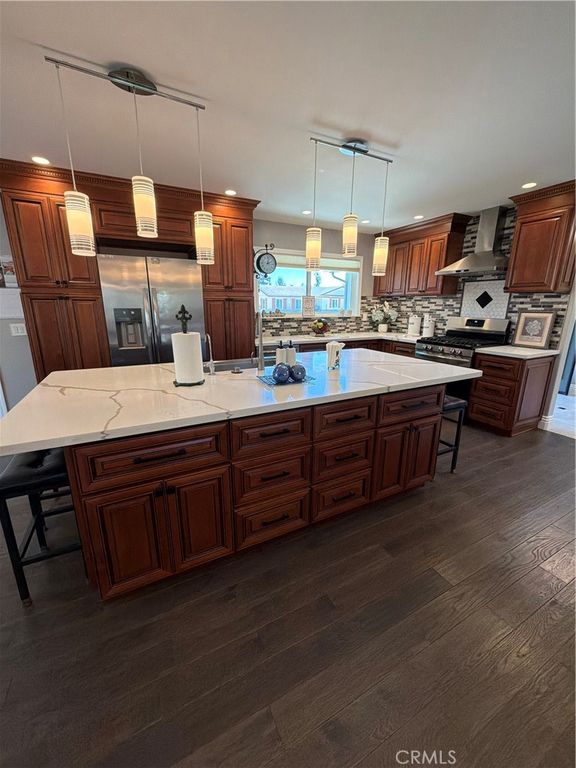 Image 37 of property listing at 401 meadowbrook Drive, Santa Maria, CA 93455