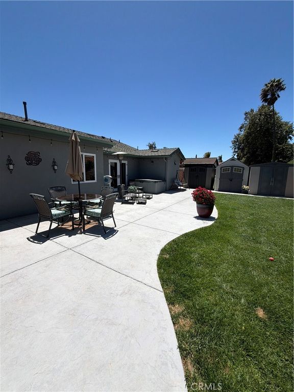 Image 49 of property listing at 401 meadowbrook Drive, Santa Maria, CA 93455
