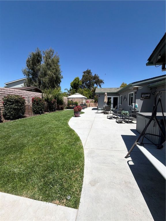 Image 54 of property listing at 401 meadowbrook Drive, Santa Maria, CA 93455