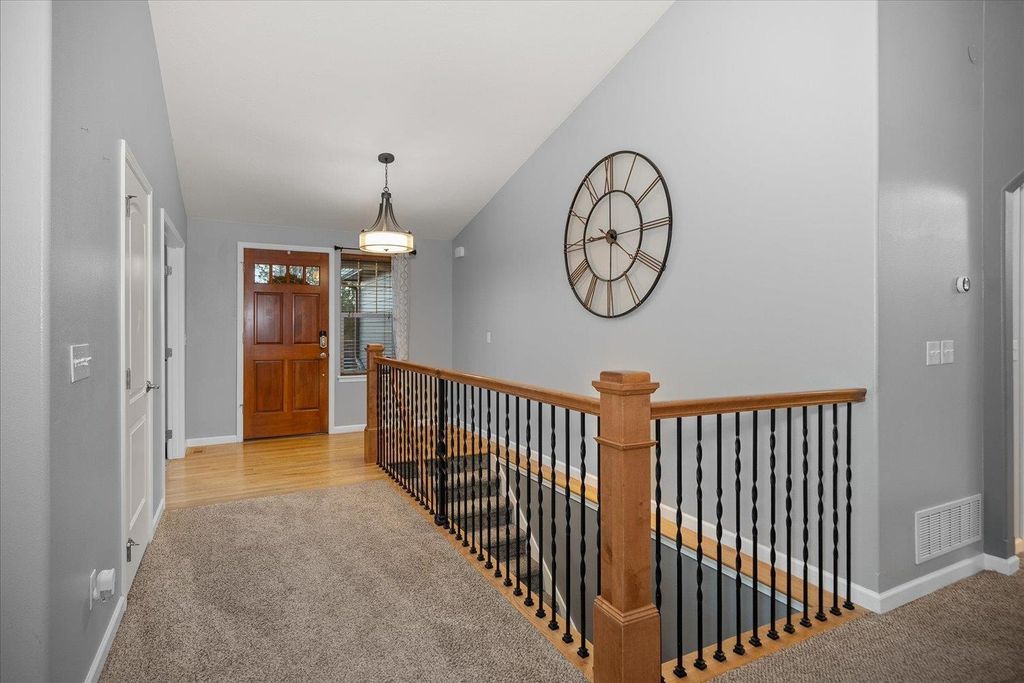 1602 S Canyon Woods Ln, Spokane, WA 99223 photo 4