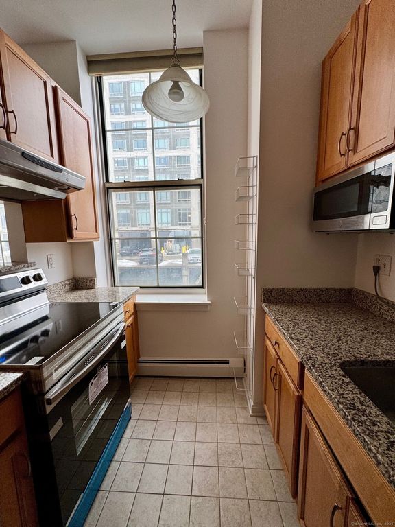 124 Court Street 407, New Haven, CT 06511