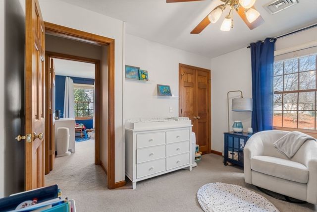 4 Dorianna Cir, Shrewsbury, MA 01545