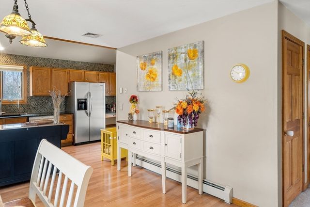 4 Dorianna Cir, Shrewsbury, MA 01545