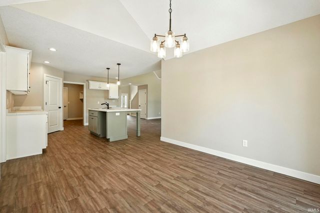 4792 Falcon Parkway, New Haven, IN 46774