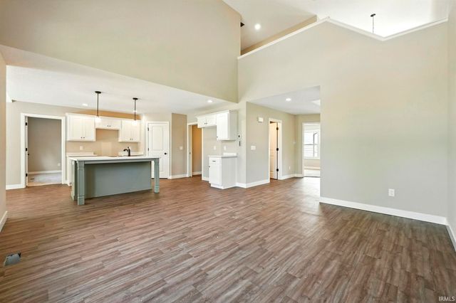 4792 Falcon Parkway, New Haven, IN 46774